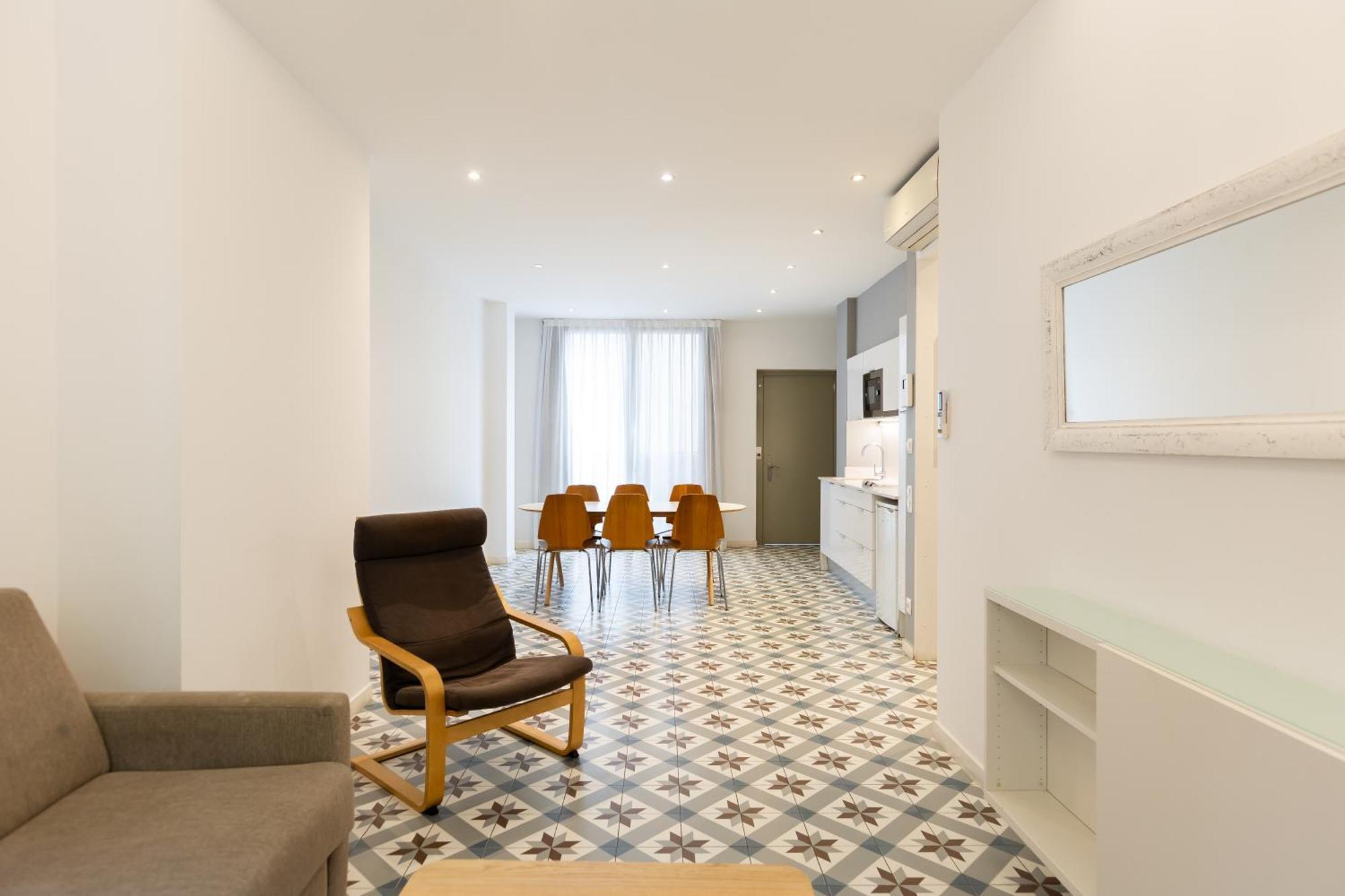 Uma Suites Sagrada Familia — Fotos 1